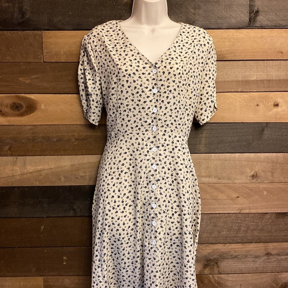 Vintage-Inspired Floral Button-Front Midi Dress - Size L 🔹 - Picture 2 of 11